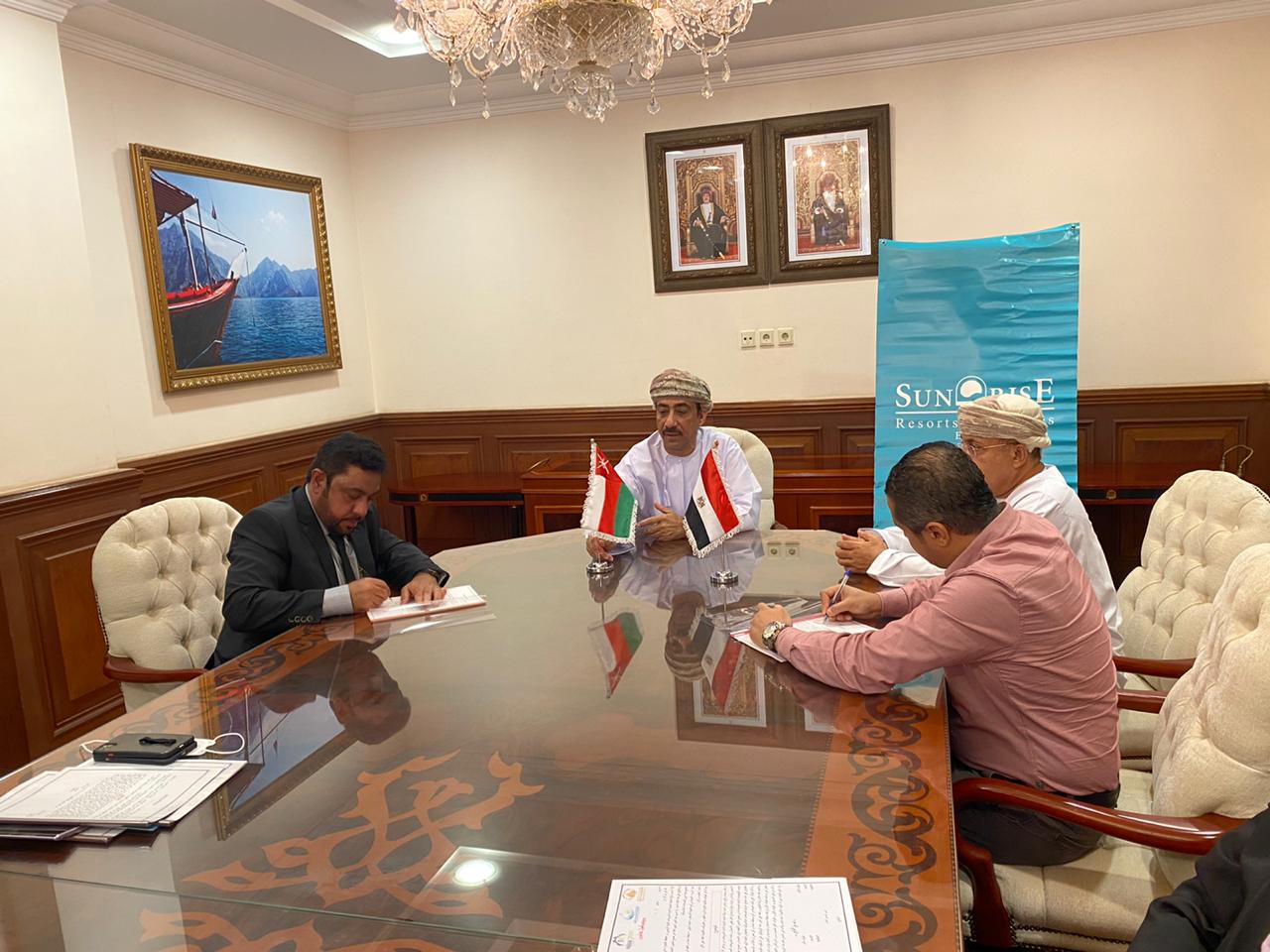 توقيع اتفاقيات تعاون وشراكة عمانية مصرية