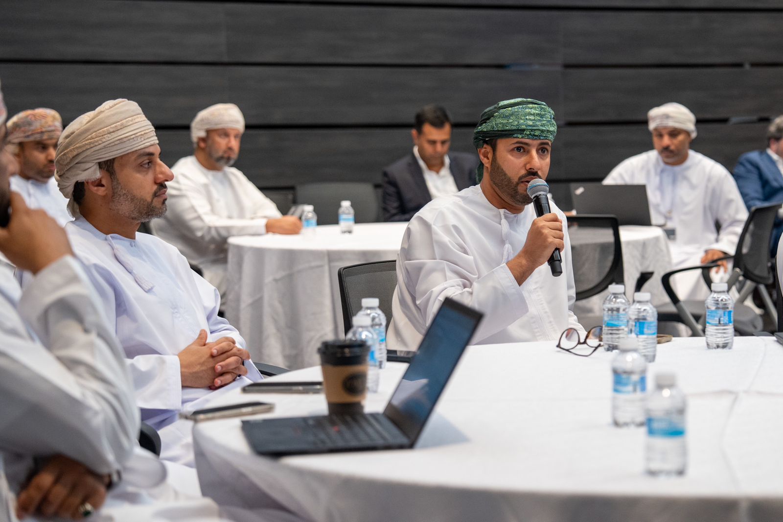 عمانتل وأوكيو وأمازون للخدمات السحابية يتدارسون الحلول السحابية الابتكارية لقطاع الطاقة