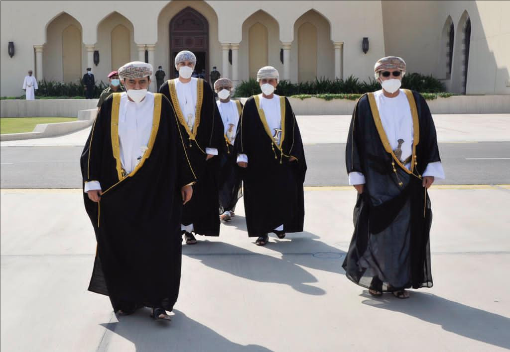 سمو السيد فاتك يتوجه إلى البحرين