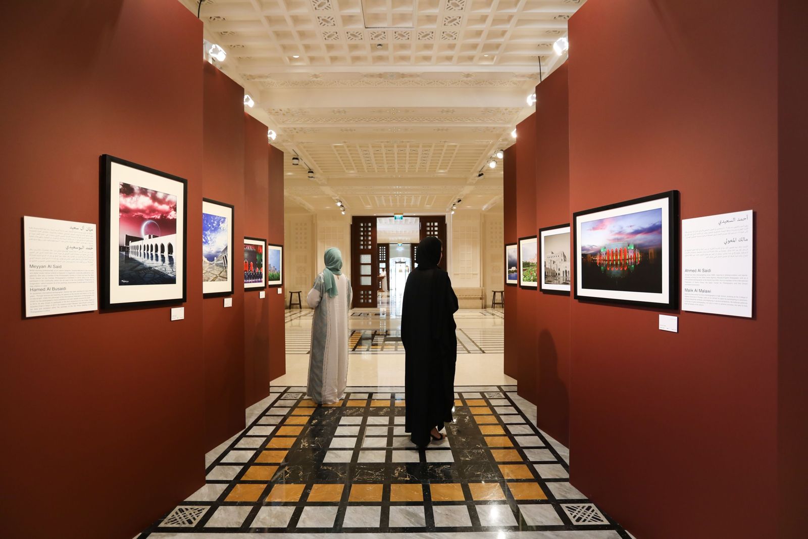 بالصور: روعة دار الأوبرا السلطانية في عيون العدسة