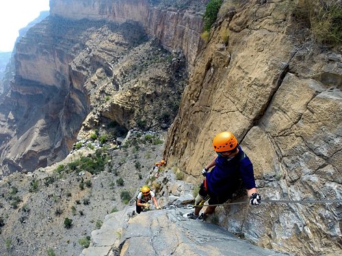 قريبًا: نظام إلكتروني لتراخيص تنظيم رحلات سياحة المغامرات