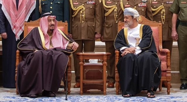 جلالة السلطان يهنئ الملك سلمان