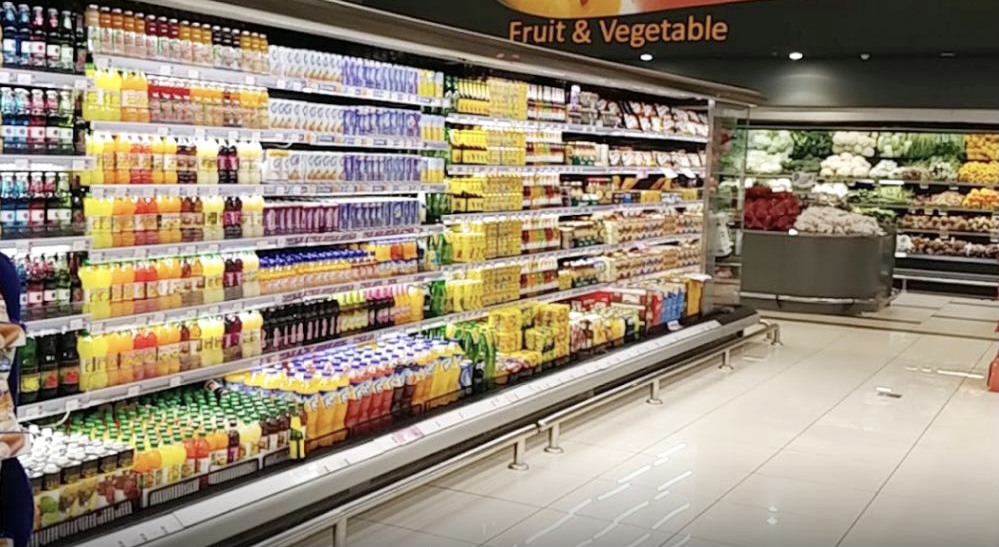 بعد 12 يومًا: بدء تطبيق ضريبة انتقائية في السلطنة