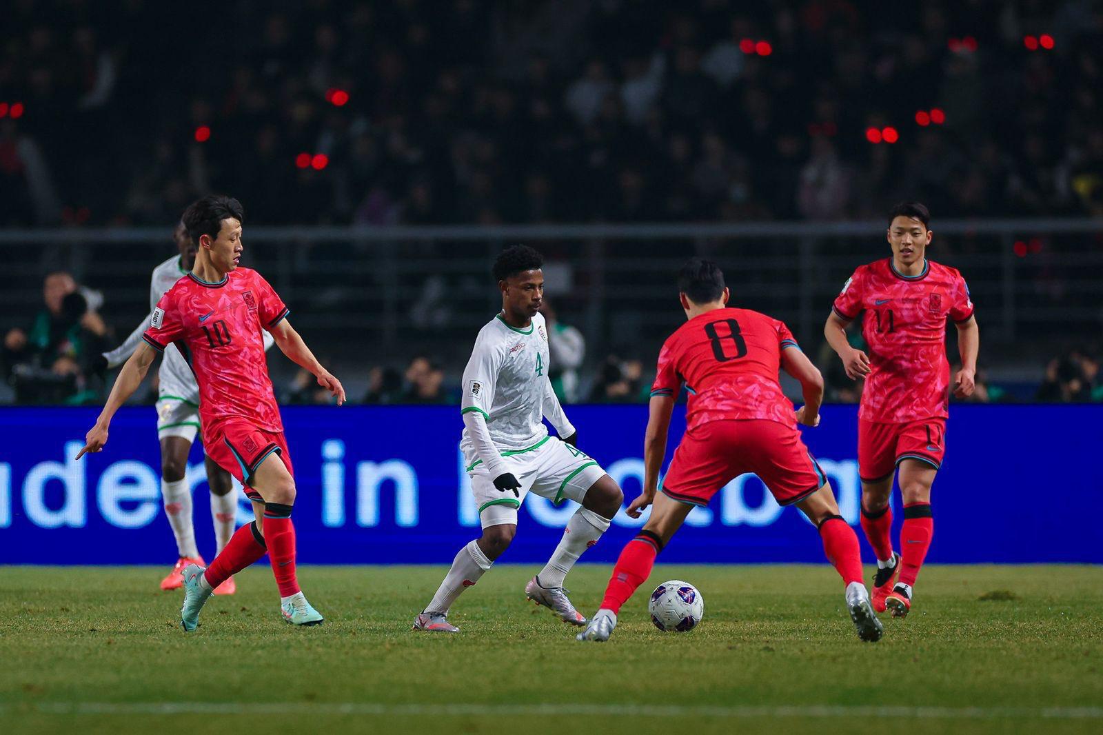 منتخبنا الوطني يعود من كوريا بنقطة الأمل 