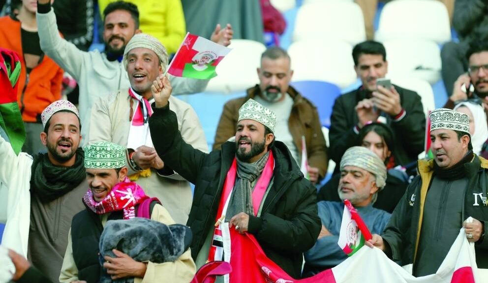 رحلتا “تنمية نفط عمان” لمؤازرة منتخبنا تكتملان في دقائق؛ فهل من مبادرات أخرى؟
