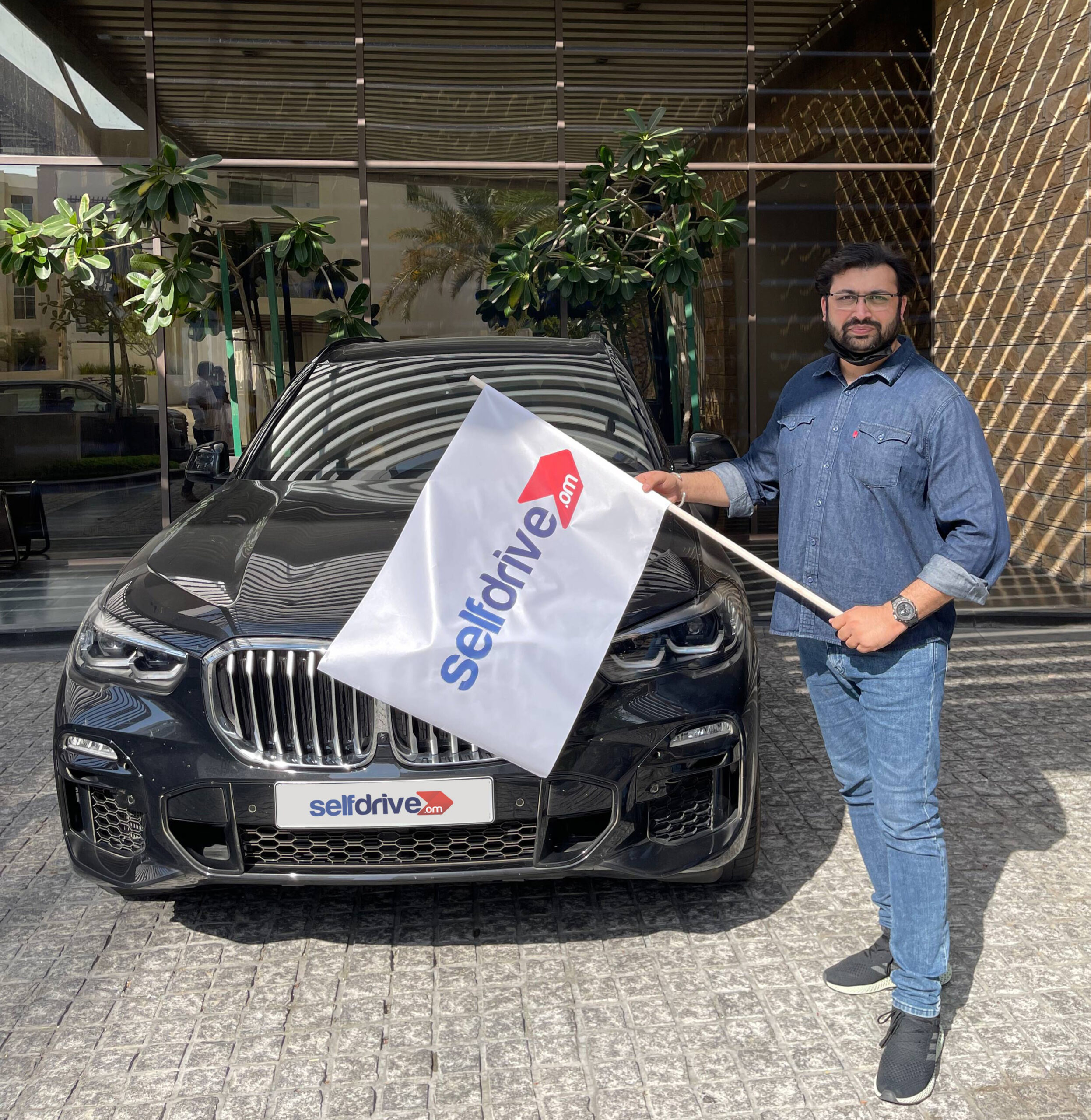 سلف درايف تتوسع في الخليج وتوفر باقة خدماتها لأول مرة في سلطنة عمان