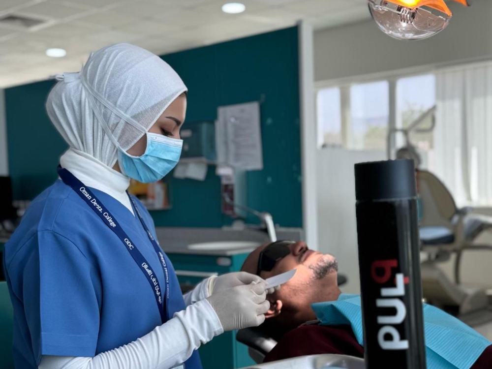 حشوة أسنان بأسمنت عماني تحصل على براءة اختراع