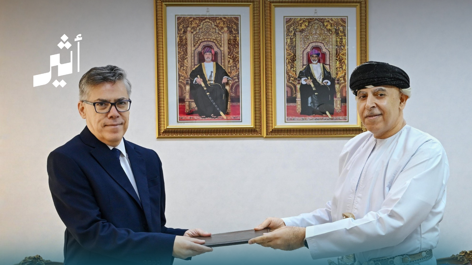 وكيل وزارة الخارجية يتسلّم أوراق اعتماد القائم بأعمال السفارة السورية بمسقط