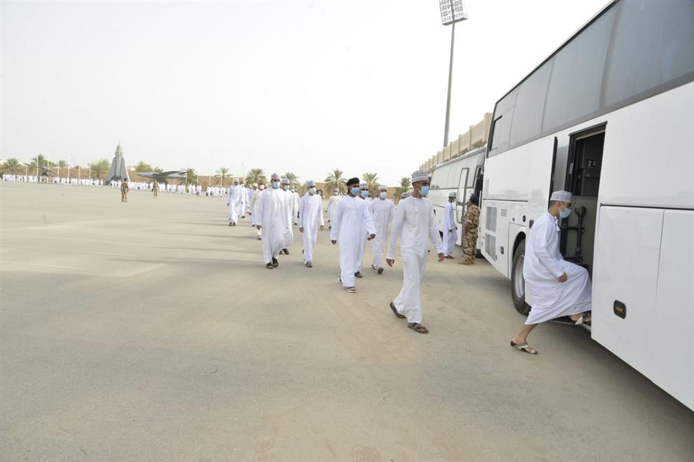 تنفيذًا للتوجيهات السامية:دفعة جديدة تلتحق بالعمل في سلاح الجو السلطاني