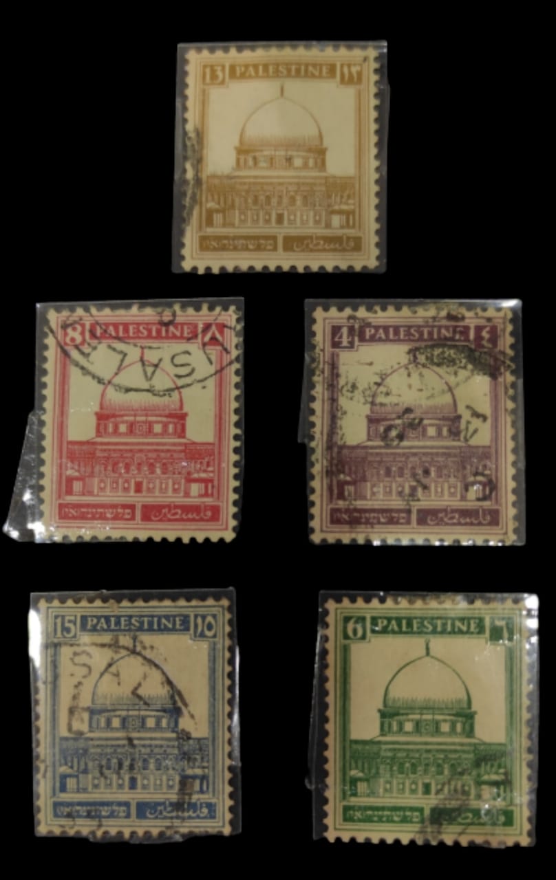 بالصور: مقتنيات فريدة عن فلسطين في متحف لمواطن عماني