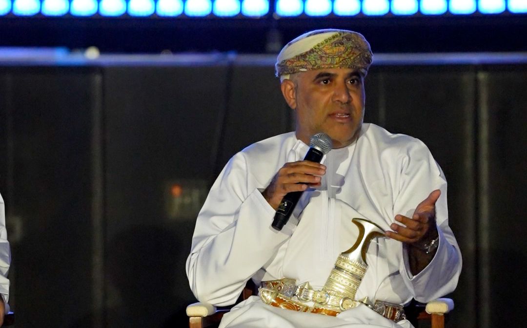 معلومات مهمة يكشفها وزير الإسكان في لقاء ”نسابق الزمن“