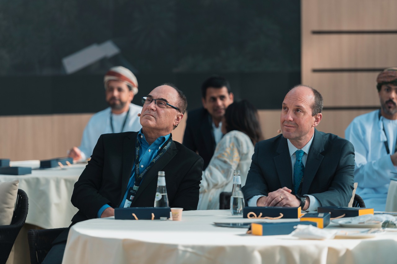 جهاز الاستثمار العماني يستثمر حدثًا عالميًا لجذب مستثمرين دوليين إلى سلطنة عمان