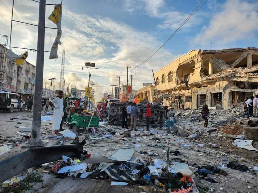 سلطنة عمان تستنكر التفجيرين في العاصمة الصومالية مقديشو