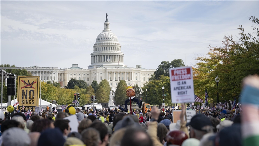 “لا للملوك”: 50 ولاية أمريكية تُعيد التذكير بـ“الجمهورية”