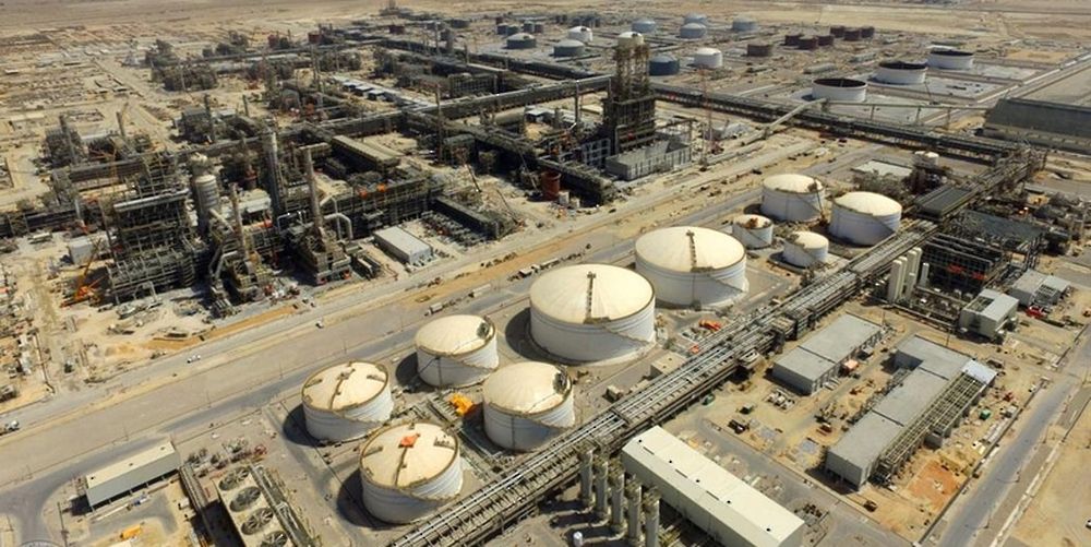 توقعات إيجابية للاقتصاد العماني من وكالة فيتش: إليك تفاصيلها