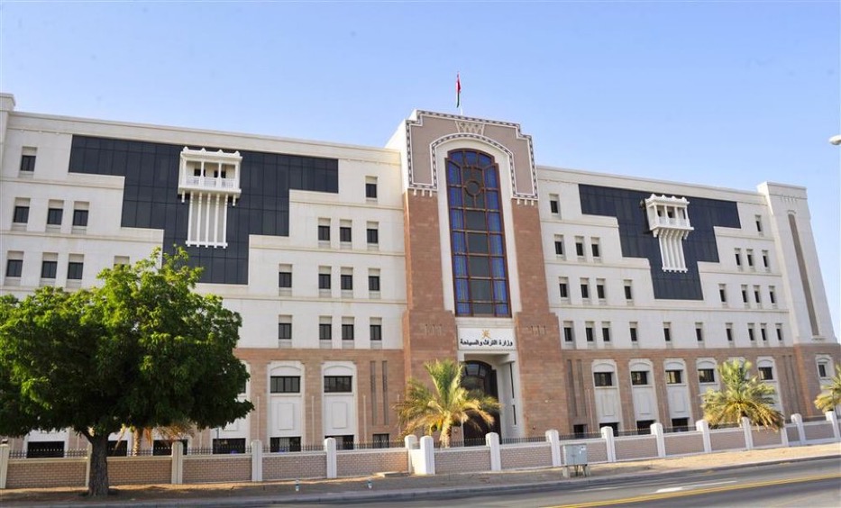 مُخالَفة 6 منشآت فندقية..والسياحة تكشف أسماءها 