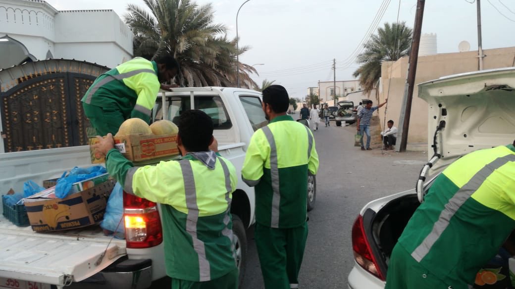 ‏البلدية والشرطة تُداهمان مواقع للباعة المتجولين