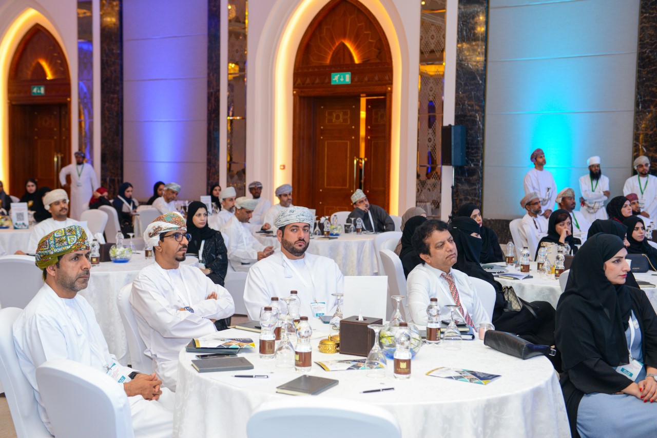 مختصون عالميون يجتمعون في مسقط لمناقشة قضية بيئية