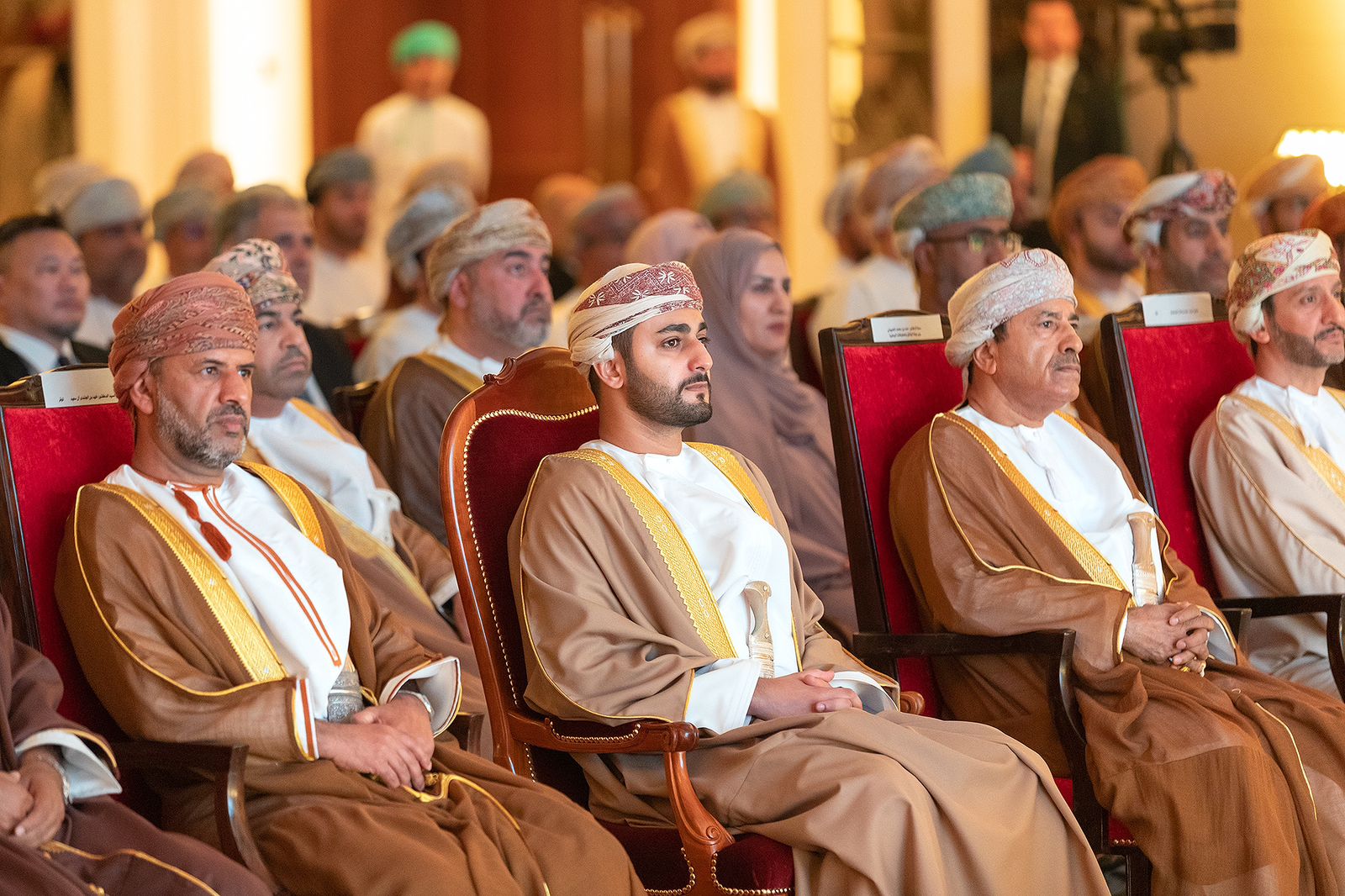 بالصور: سمو السيد ذي يزن يطلق مشروع “وصول”
