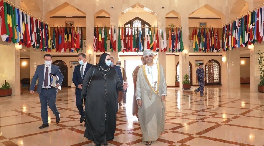 مشاورات سياسية بين السلطنة والبوسنة والهرسك