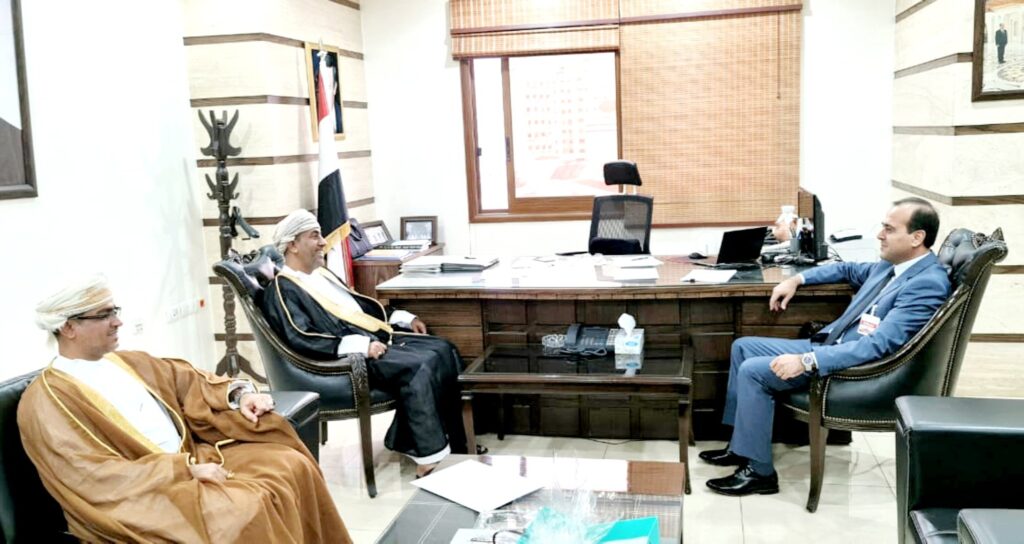 السيد تركي البوسعيدي يلتقي برئيس مجلس الوزراء السوري