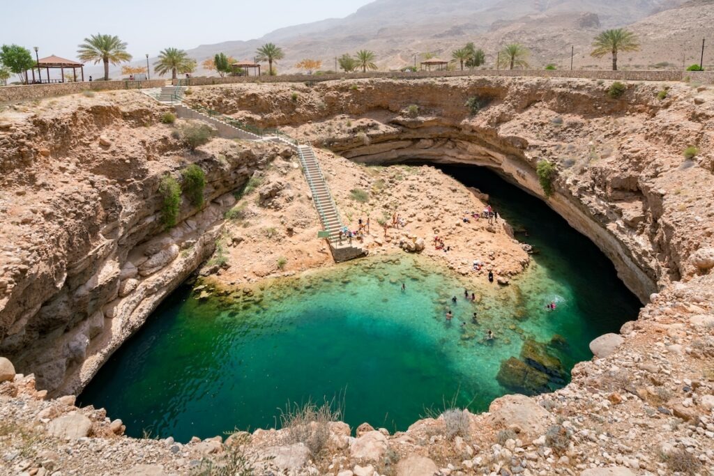وجهتان عمانيتان ضمن أشهر 9 عجائب طبيعية في الشرق الأوسط