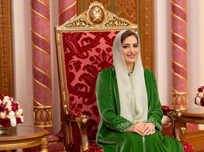 السيدة الجليلة: نثمن دور المعلمين وإسهاماتهم في تطوير قدرات الطلبة