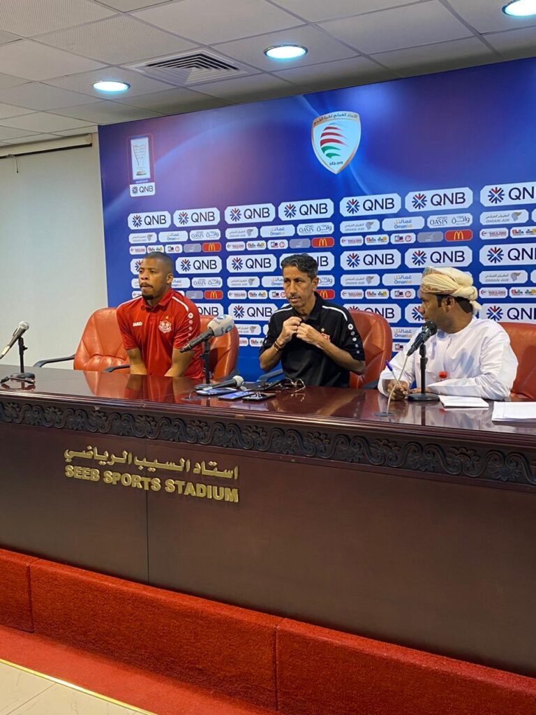 ماذا قال مدرّبا العروبة وظفار قُبيل نهائي الكأس الغالية؟