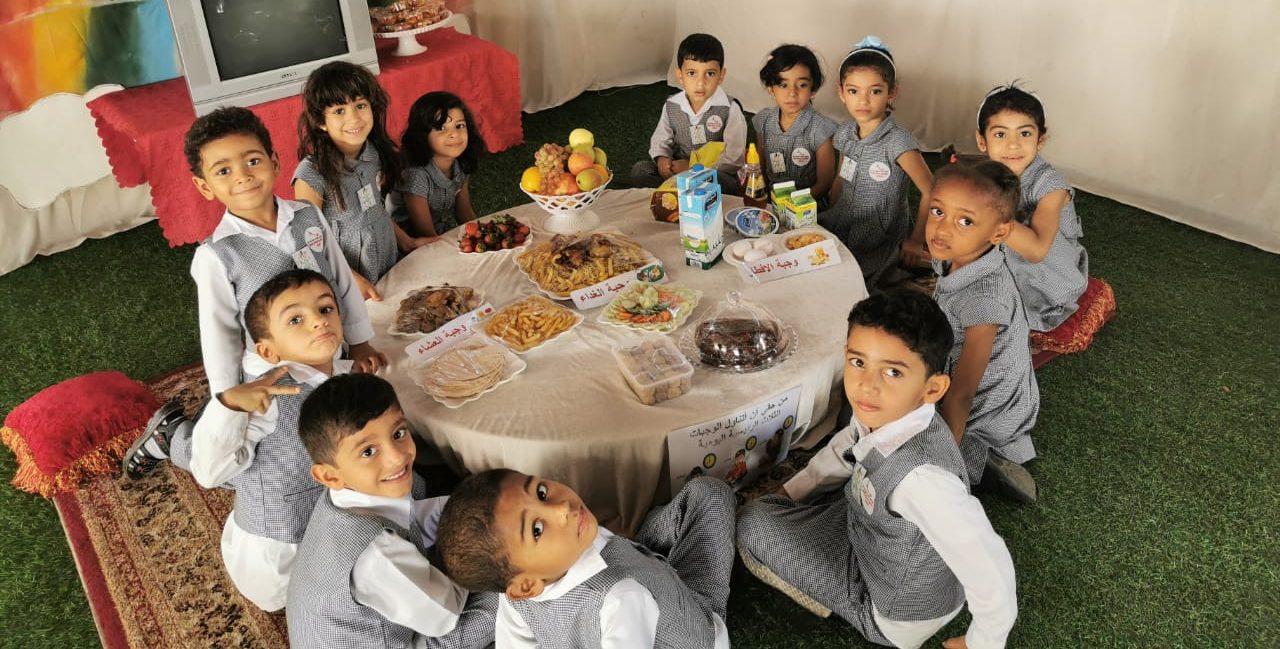 جمعية المرأة بسمائل تحتفل باليوم العالمي للطفل العربي