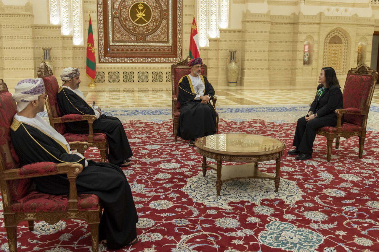 بالصور: جلالة السلطان يتقبل أوراق اعتماد عدد من السفراء