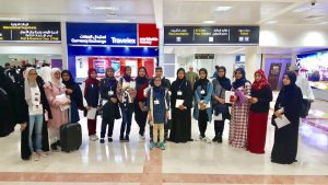 ١٠٠ طالب وطالبة في رحلة لتقوية مهارات اللغة الإنجليزية ببريطانيا