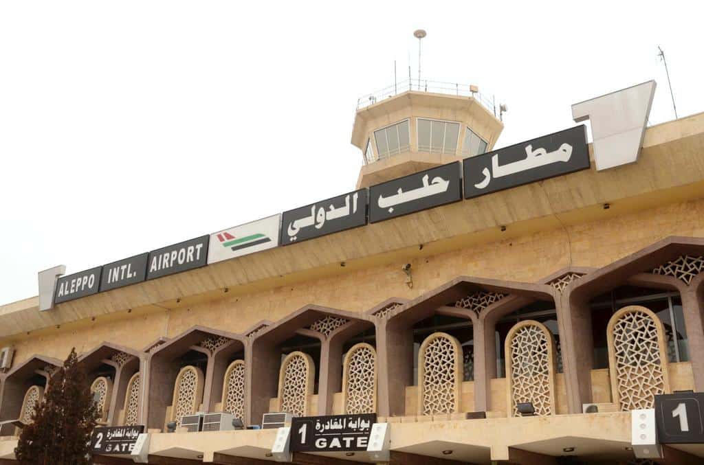 لواء سوري متقاعد يوضح لـ “أثير” الرسائل الثلاث التي يريدها الاحتلال الإسرائيلي من استهداف مطاري دمشق وحلب