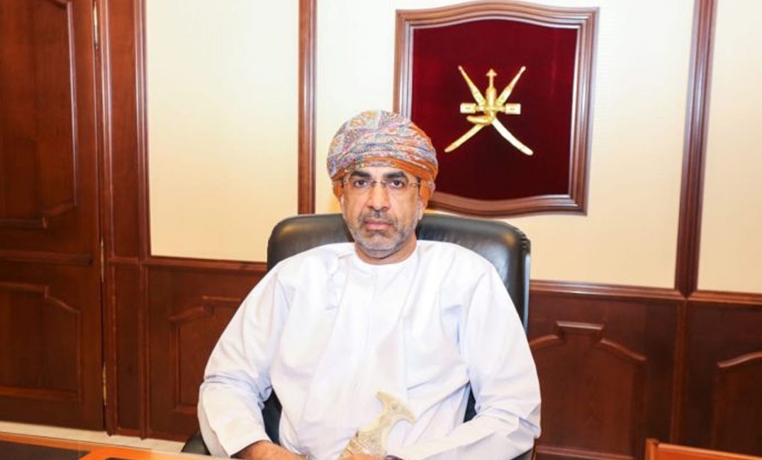 صدرت فيه 5 مراسيم سلطانية: من هو رئيس المكتب الخاص لجلالة السلطان؟