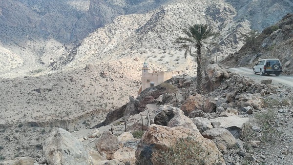 قرية “الصِّير”..قرية أثرية قديمة ذات مناظر جميلة وجو معتدل