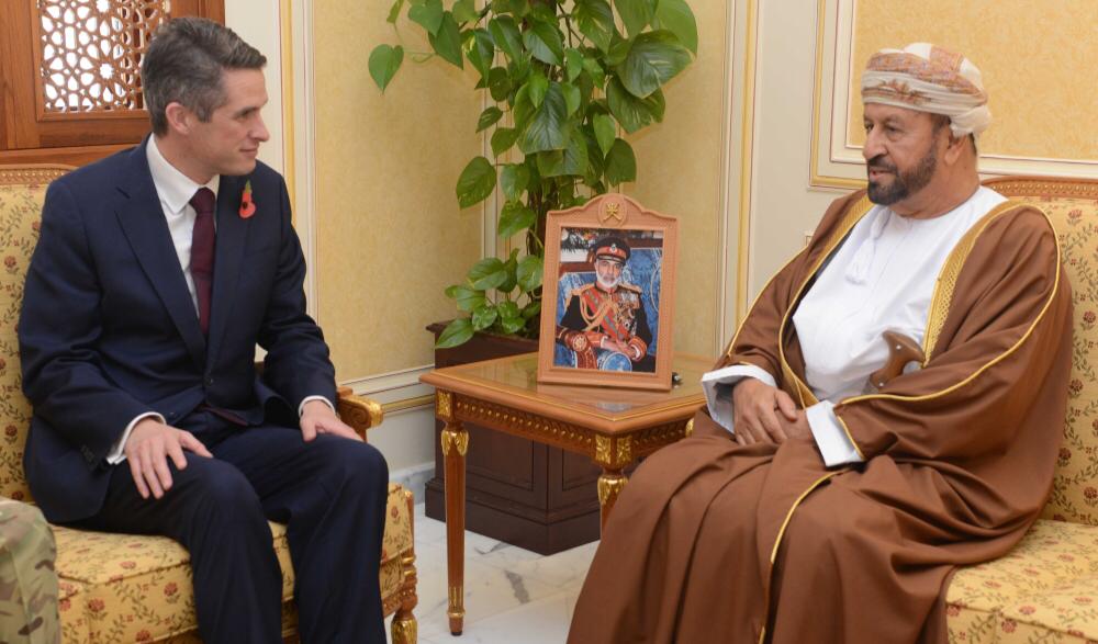 السلطنة وبريطانيا تبرمان اتفاقية دفاع مشترك وتصدران بيانًا