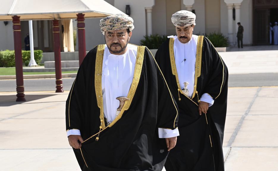 بتكليف سامٍ: سمو السيد فاتك بن فهر يتوجه إلى البحرين