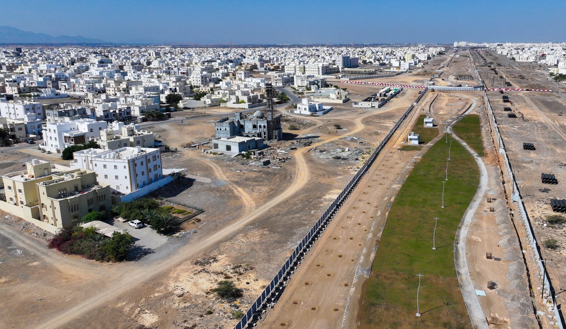 أكبر متنزهات المعبيلة سيفتتح هذا العام، شاركونا توقعاتكم حوله