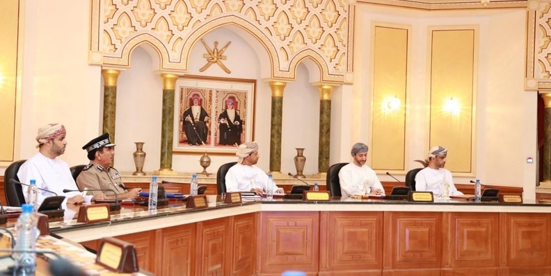 قرار حول ممارسة أنشطة تجارية ضمن المباني السكنية