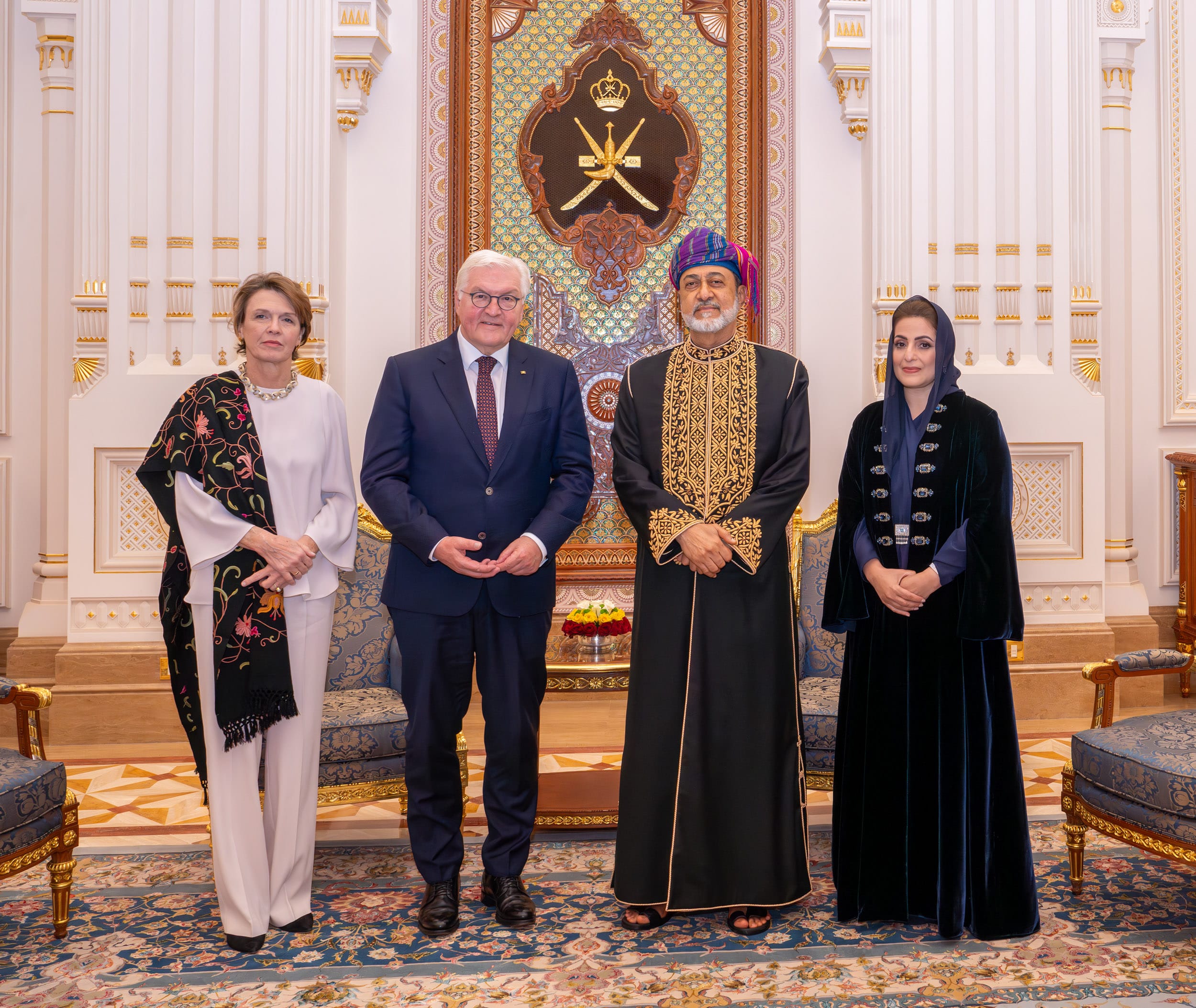 تضمنت مباحثات مع جلالة السلطان، الرئيس الألماني يغادر البلاد