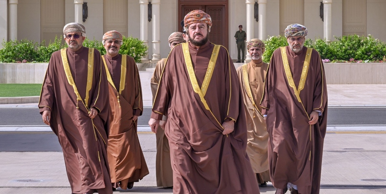 سمو السيد أسعد يغادر البلاد إلى ماليزيا