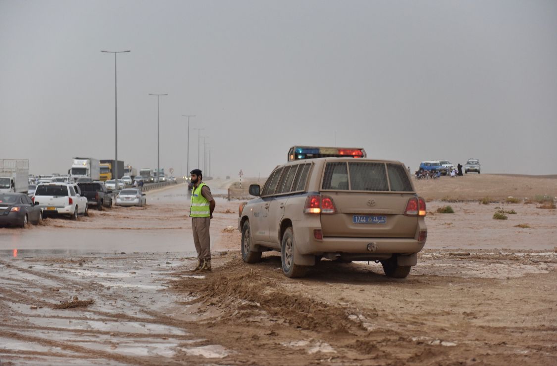 شرطة عمان السلطانية: أمّنوا منازلكم قبل خروجكم في إجازة العيد