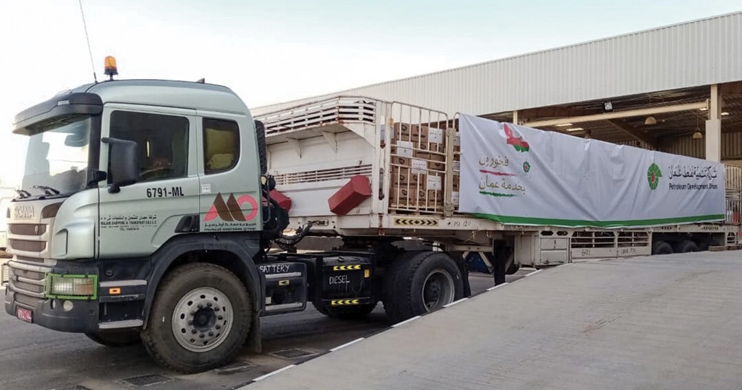 60 شاحنة يوميًا مساعدات المواطنين والمؤسسات والجمعيات الخيرية