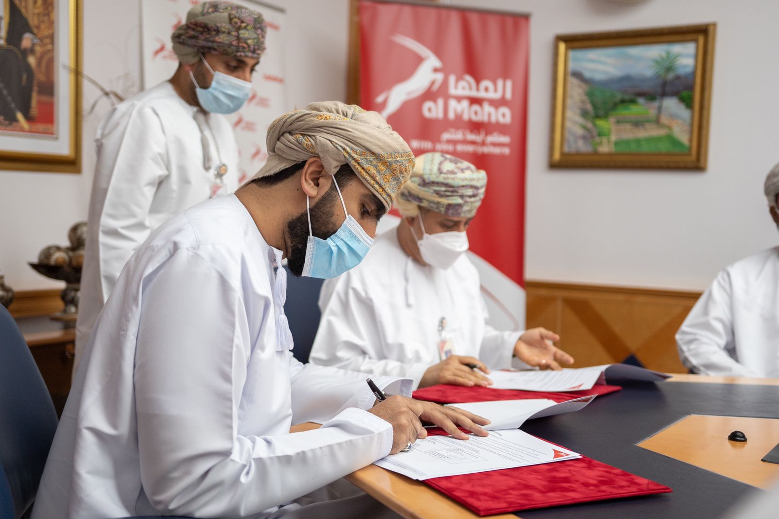 “المها لتسويق المنتجات النفطية” تتعاون مع “طلبات” لتوسيع خدماتها