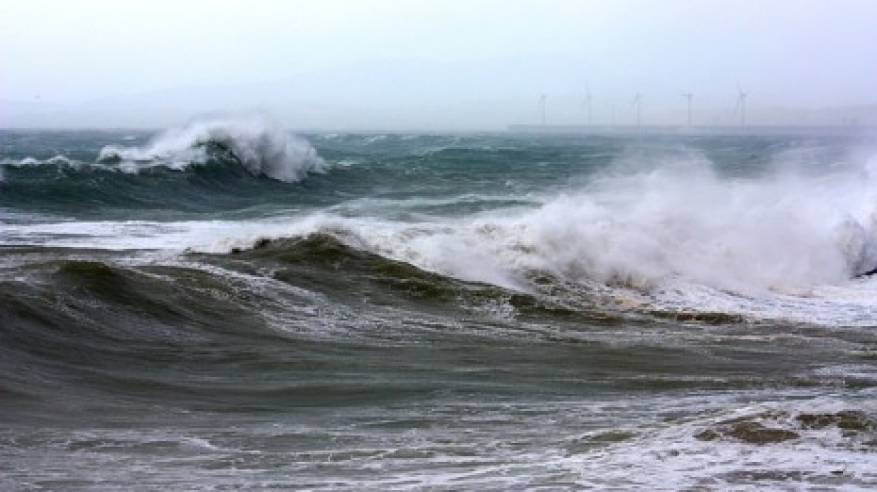 “الطيران المدني” تصدر تقريرًا عن حالة البحر والرياح خلال 4 أيام