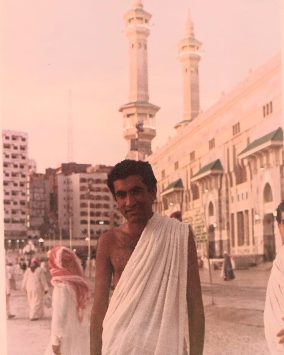 عبدالرزّاق الربيعي يكتب: على طريق الراحلين إلى منى