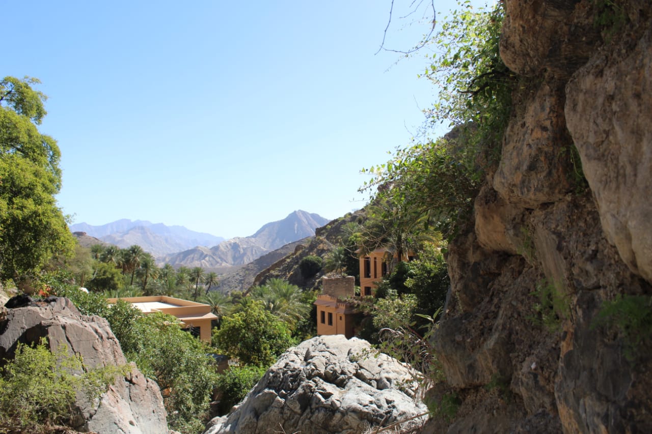 تعرف على قرية الفراعة المطلة على محافظتين