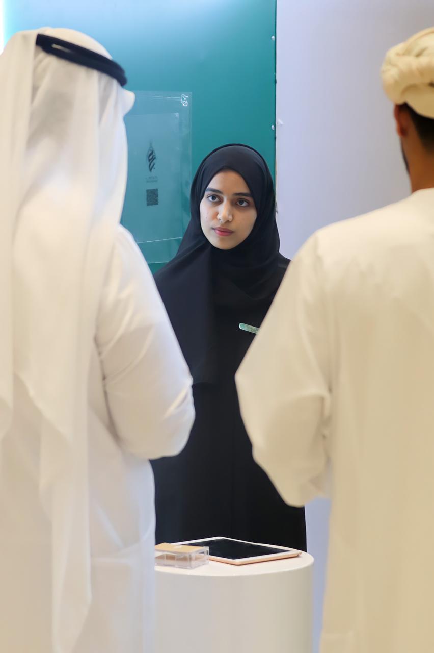 حل مشاكل الرطوبة في الجدران بمُنتَج عماني