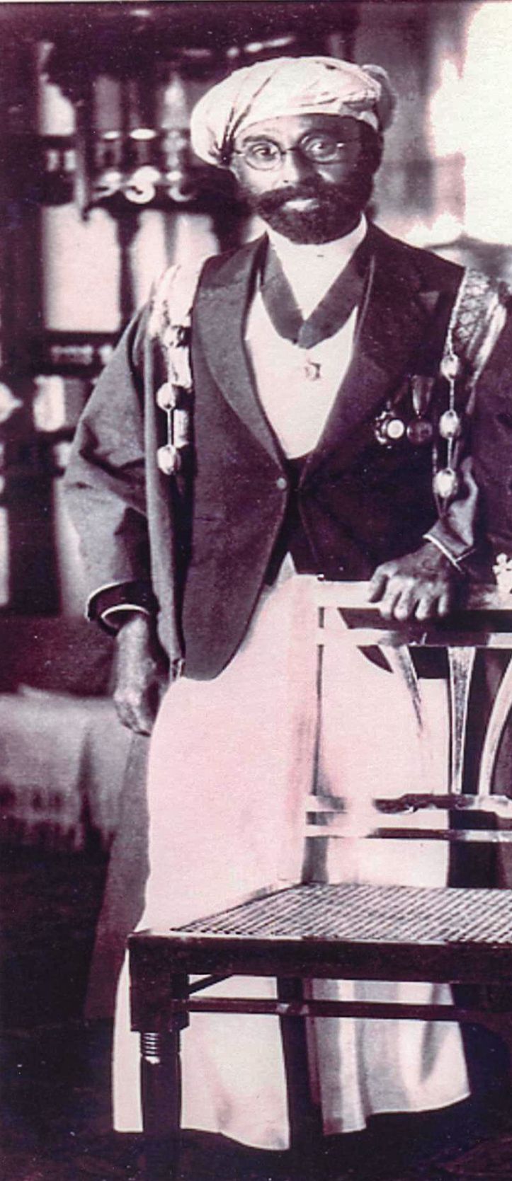تفاصيل عن الحياة في مسقط يرويها عالِم عراقي زارها في عام 1912