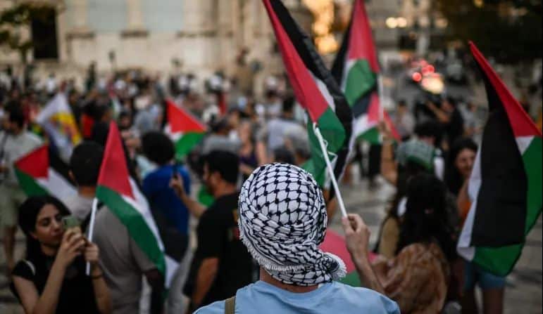 الشاعر الفلسطيني مراد السوداني لـ “أثير”: فلسطين لا تدافع عن نفسها فقط بل عن سقف العروبة المنهوب