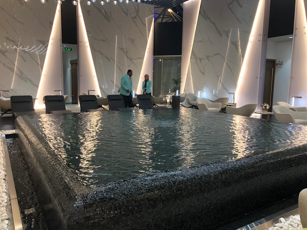 رسميًا: افتتاح قاعة مجان بمطار مسقط الدولي وهذه مواصفاتها